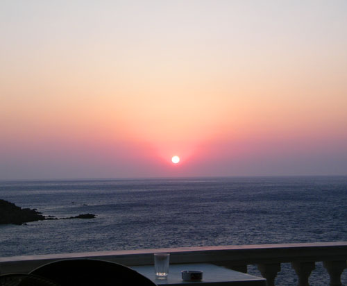 Randonnées en Crète: Coucher de soleil sur le mer