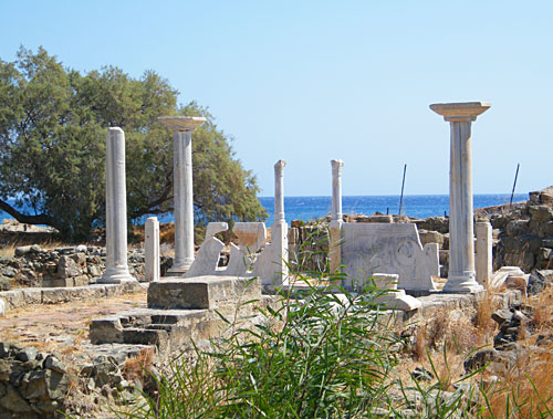Randonnées sur l'île de Karpathos: Basilique à Pigadia